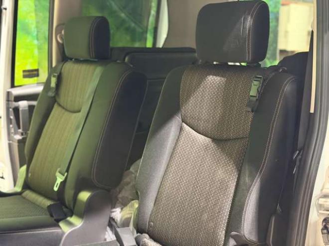 セレナ2.0 ハイウェイスター Vセレクション+Safety 4WD　防錆塗装4WDTVナビBカメエンスタETCドラレコ積込タイヤ 2000