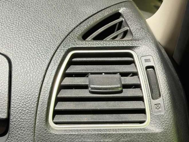 セレナ2.0 ハイウェイスター Vセレクション+Safety 4WD　防錆塗装4WDTVナビBカメエンスタETCドラレコ積込タイヤ 2000