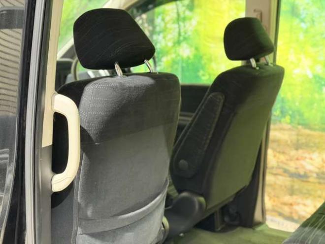 ステップワゴン2.0 G HIDエディション 4WD　防錆塗装4WDTVナビBカメETC 2000
