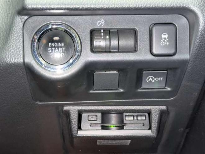 インプレッサスポーツ 2.0 i-S アイサイト 4WD　防錆塗装4WDTVナビドラレコ 2000
