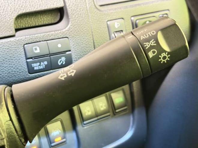 セレナ2.0 20X Vセレクション+Safety 4WD　防錆塗装4WDTVナビBカメETC 2000