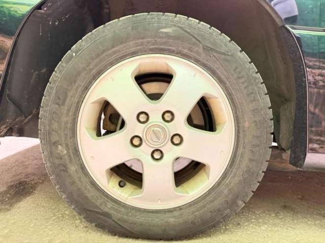 セレナ2.0 ハイウェイスター 4WD　防錆塗装4WDBluetoothオーディオCDスマキーエンスタドラレコ 2000