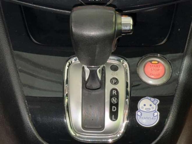 セレナ2.0 ハイウェイスター 4WD　防錆塗装4WDBluetoothオーディオCDスマキーエンスタドラレコ 2000