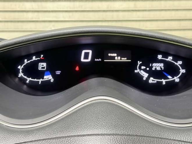セレナ2.0 ハイウェイスター 4WD　防錆塗装4WDBluetoothオーディオCDスマキーエンスタドラレコ 2000