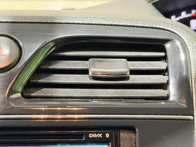 セレナ2.0 ハイウェイスター 4WD　防錆塗装4WDBluetoothオーディオCDスマキーエンスタドラレコ 2000