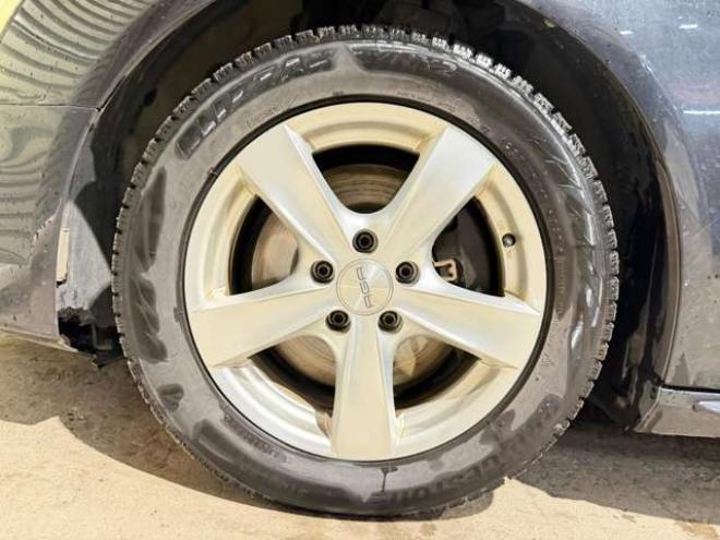 アウディA4アバント 2.0 TFSI クワトロ Sラインパッケージ 4WD　防錆塗装4WDTVナビBカメエンスタETC 正規輸入車 2000