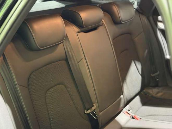 アウディA4アバント 2.0 TFSI クワトロ Sラインパッケージ 4WD　防錆塗装4WDTVナビBカメエンスタETC 正規輸入車 2000