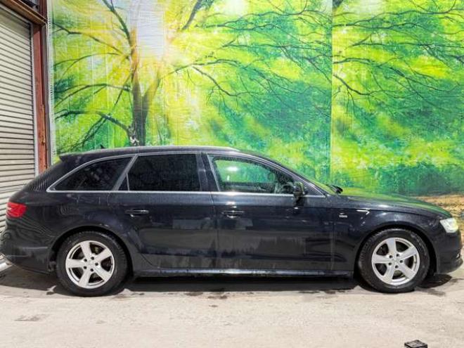 アウディA4アバント 2.0 TFSI クワトロ Sラインパッケージ 4WD　防錆塗装4WDTVナビBカメエンスタETC 正規輸入車 2000