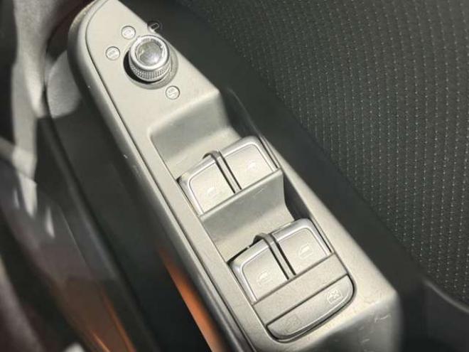 アウディA4アバント 2.0 TFSI クワトロ Sラインパッケージ 4WD　防錆塗装4WDTVナビBカメエンスタETC 正規輸入車 2000