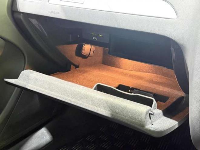 アウディA4アバント 2.0 TFSI クワトロ Sラインパッケージ 4WD　防錆塗装4WDTVナビBカメエンスタETC 正規輸入車 2000