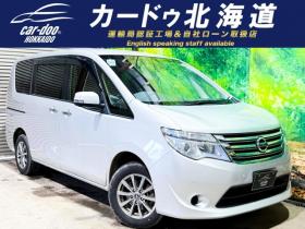 セレナ　2.0 20X Vセレクション+Safety アンシャンテ セカンドスライドUP AセーフティPKG 4WD　防錆塗装4WDTVナビBカメエンスタETC積込タイヤ 2000