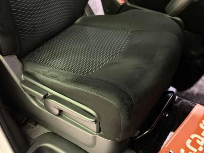 セレナ2.0 20X Vセレクション+Safety アンシャンテ セカンドスライドUP AセーフティPKG 4WD　防錆塗装4WDTVナビBカメエンスタETC積込タイヤ 2000