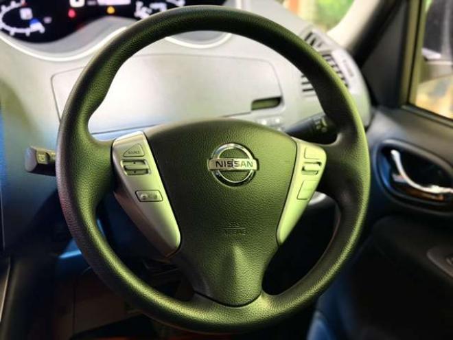 セレナ2.0 20X Vセレクション+Safety アンシャンテ セカンドスライドUP AセーフティPKG 4WD　防錆塗装4WDTVナビBカメエンスタETC積込タイヤ 2000