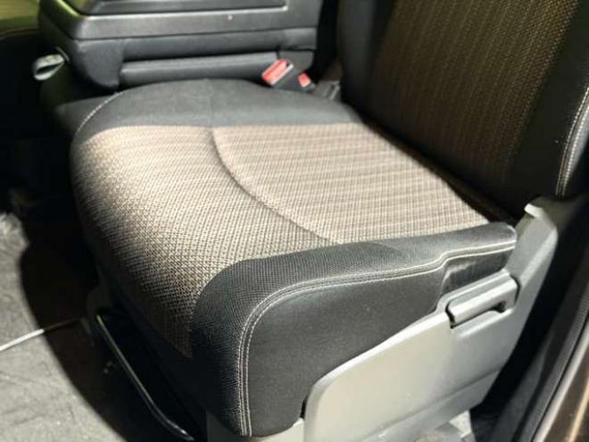 セレナ2.0 ハイウェイスター Vセレクション+Safety アドバンストセーフティ パッケージ 4WD　防錆塗装4WDTVナビBカメエンスタETC後席モニタ 2000