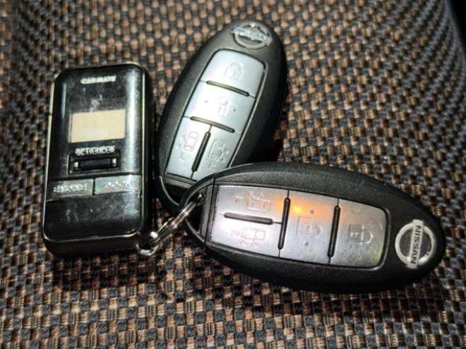 セレナ2.0 ハイウェイスター Vセレクション+Safety アドバンストセーフティ パッケージ 4WD　防錆塗装4WDTVナビBカメエンスタETC後席モニタ 2000