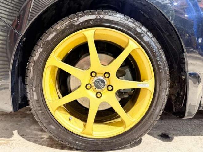 インプレッサスポーツ 2.0 i アイサイト 4WD　防錆塗装4WDTVナビBカメETC 2000