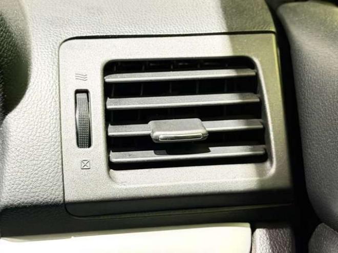 インプレッサスポーツ 2.0 i アイサイト 4WD　防錆塗装4WDTVナビBカメETC 2000