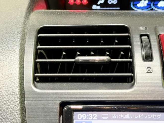 インプレッサスポーツ 2.0 i アイサイト 4WD　防錆塗装4WDTVナビBカメETC 2000