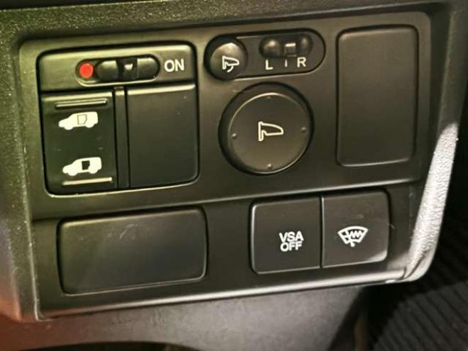 フリード1.5 G Lパッケージ 4WD　防錆塗装4WDナビBカメエンスタETC 1500