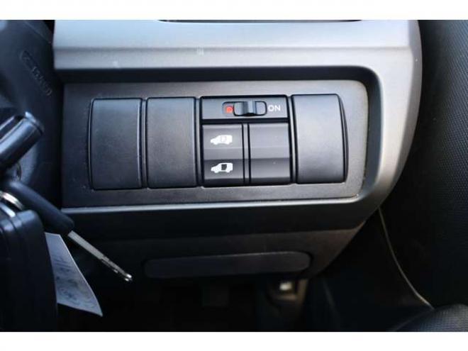 ステップワゴン2.0 G Lパッケージ 4WD　6.9万キロ・左パワースライドドア・キーレス 2000