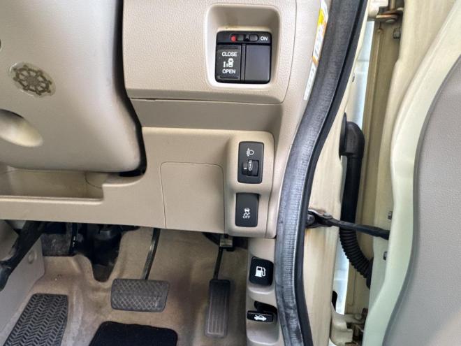 N-BOX660G Lパッケージ 4WD　ローンが不安な方＜優遇ローン＞　本州仕入 社外ナビTV　パワースライド　ETC 4WD 660 5Dr