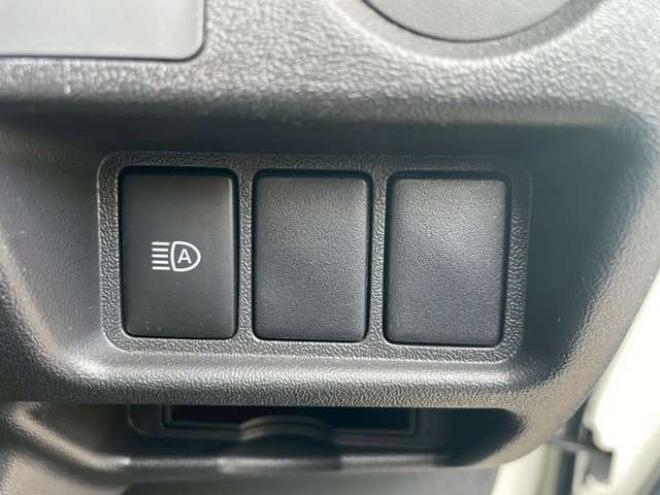 ハイエースバン2.8 ウェルキャブ Bタイプ ロング ディーゼルターボ 4WD　4WD　ウェルキャブBタイプ　10人乗り(車いす2基+8人)　トヨタセーフティセンス付　リアヒーター・クーラー 福祉車両 2800