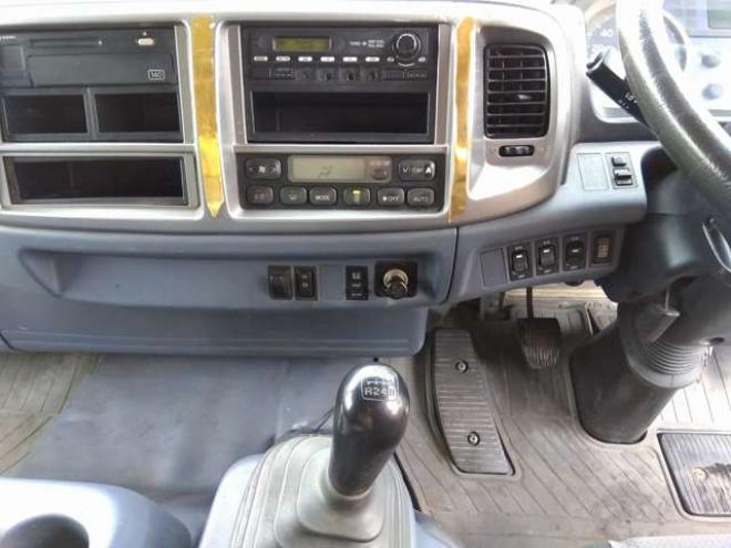 レンジャー家畜運搬車　BDG-FG8JPWA　 2WD 7680
