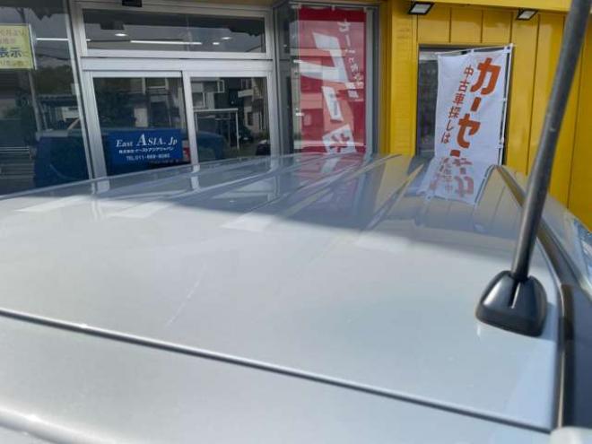 N-BOXカスタムG ターボ Lパッケージ 2トーンカラースタイル 4WD　1年走行距離無制限保証付/後期型/ナビ・フルセグTV/バックカメラ/ETC/前後ドライブレコーダー/キー2本/両側パワースライドドア/純正オールブラック15インチホイール/2トーンカラー/車検整備2年付/法定整備/修復歴無 660