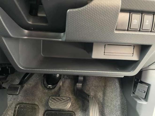 ハスラーXターボ 4WD　1年保証/9インチ大型ナビ・フルセグTV/Bluetooth/バックカメラ/エンジンスターター/キー2本/ドラレコ/純正15インチアルミホイール付き夏タイヤ装着/アルミホイール付き冬タイヤ付き/車検整備2年付/法定整備/修復歴無 660
