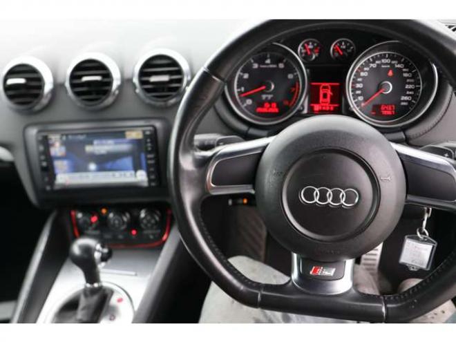 アウディTT クーペ 3.2 クワトロ 4WD　検二年　黒レザー　シートヒーター　自社　ローンカノウ 正規輸入車 3200