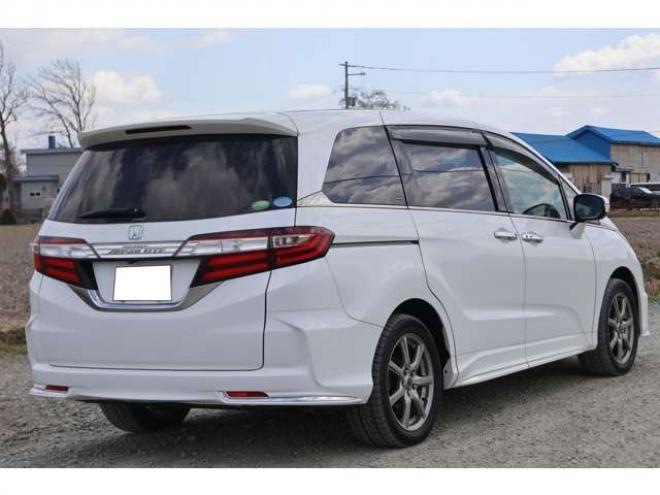 オデッセイ2.4 アブソルート 4WD　検R8/12　バックカメラ　片側電動スライドドア　ハーフレザーシート 2400