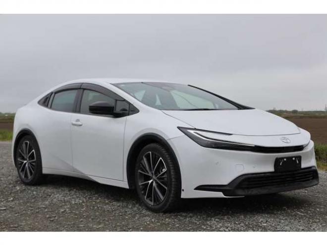 プリウス2.0 G E-Four 4WD　検二年　シートヒーター　ETC　バックカメラ　クルコン　ブラインドスポットモニター 2000