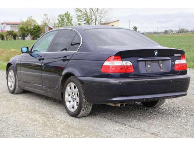 BMW3シリーズ 320i　検二年　ワンオーナー　ETC　キーレス 正規輸入車 2WD 2200