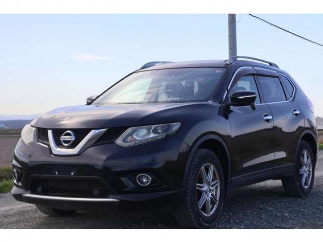 エクストレイル2.0 20X 2列車 4WD　検二年　バックモニター　TV　シートヒーター　自社　ローンカノウ 2000