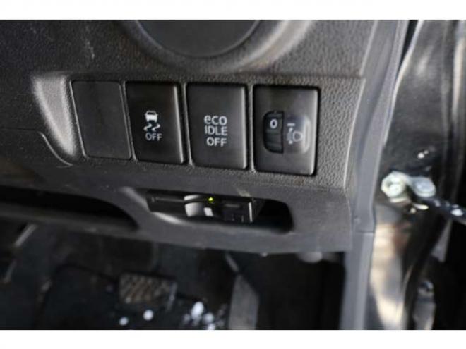 ステラL 4WD　検二年　社外ナビ　シートヒーター　TV　ETC　自社　ローンカノウ 660