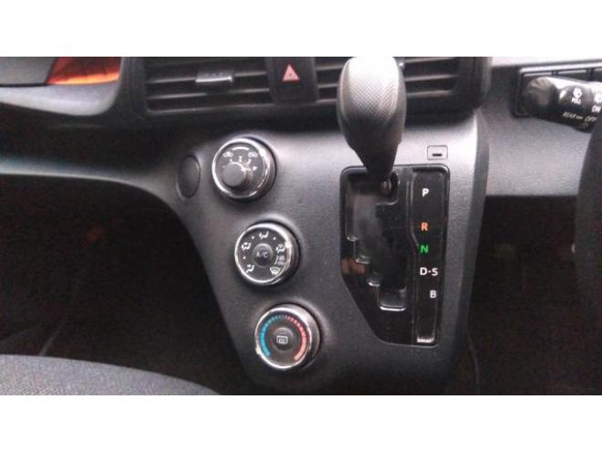 シエンタX-Vパッケージ　4WD 4WD 1500 5Dr