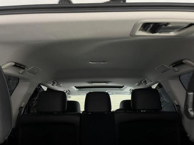 レクサスＬＸ５７０　本州仕入　寒冷地仕様　禁煙車　純正２０インチＡＷ　レクサスセーフティセンス　マークレビンソン　モデリスタスポイラー　純正ブラックレザーシート　社外１８インチＡＷ＋スタッドレスタイヤ　パノラミックビュー 4WD 5700 5Dr