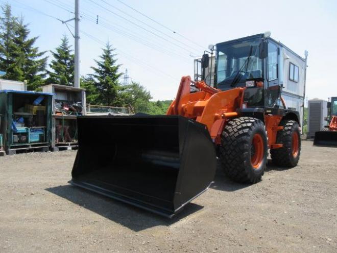 ホイールローダhitachi　LANDCROS　ZW80S-5B 4WD 2Dr