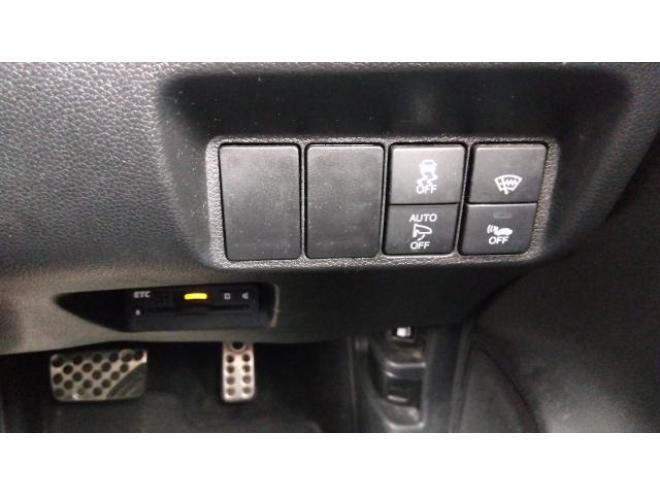 シャトルハイブリッドX　4WD 4WD 1500 5Dr