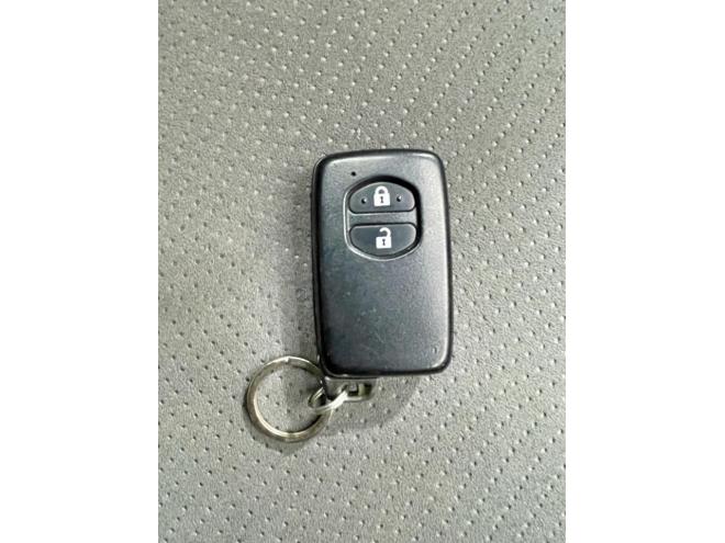 プリウス1.8S 5年保証 スマキー 自社認証工場 車検整備2年付 修復歴無 寒冷地仕様