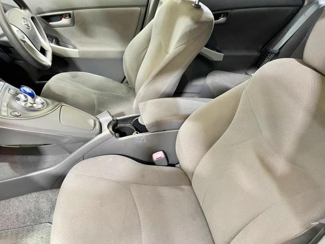 プリウス1.8S 5年保証 スマキー 自社認証工場 車検整備2年付 修復歴無 寒冷地仕様