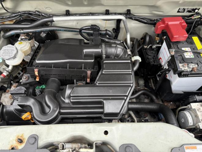 ハスラーHUSTLER  4WD　Fリミテッドお洒落ツートン　寒冷地仕様　Ｓ－エネチャージ　ブレーキアシスト　VSC　HID　スマートキー　スペアー有　アイドリングSTOP 地デジナビ　フォグランプ　シートヒーター　ETC 　スタットレス　全磨き済　エンジンオイル交換 4WD 660 5Dr