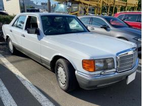 ベンツ　Sクラス 300SE 3000 4Dr