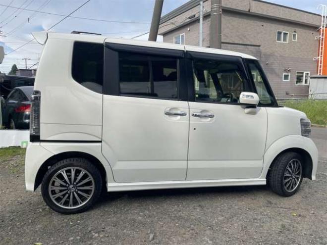 N-BOXカスタムG ターボ Lパッケージ 4WD　 660