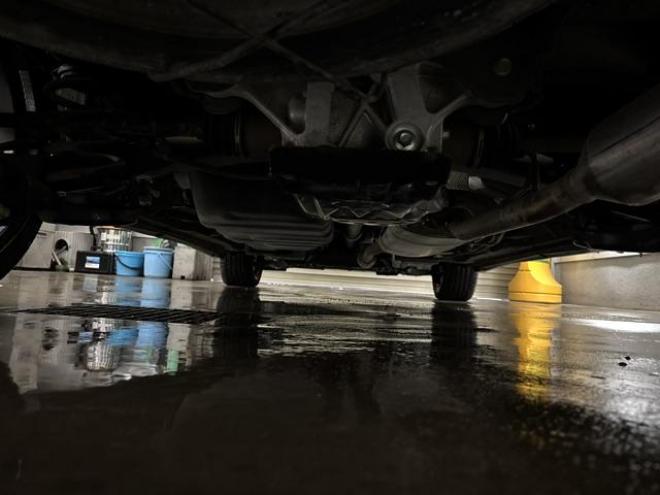 ヴェルファイア２．４Ｚ　ゴールデンアイズⅡ　本州仕入　禁煙車　純正ブラックハーフレザーシート　社外１９インチＡＷ　純正１６ＡＷ＋スタッドレスタイヤ付　両側パワースライドドア　パワーバックドア　クルーズコントロール　前後コーナーセンサー　ＥＴＣ 4WD 2400 5Dr
