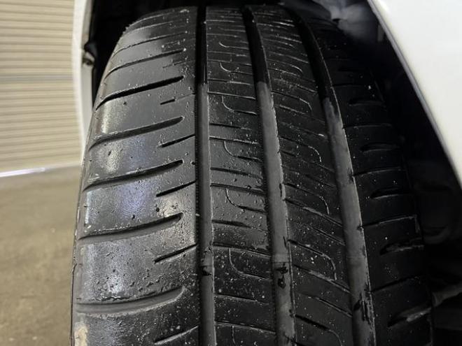 ヴェルファイア２．４Ｚ　ゴールデンアイズⅡ　本州仕入　ワンオーナー　禁煙車　純正リアフリップダウンモニター　純正１８インチＡＷ　社外１６ＡＷ＋スタッドレスタイヤ付　両側パワースライドドア　パワーバックドア　純正ブラックハーフレザーシート　ＥＴＣ 4WD 2400 5Dr