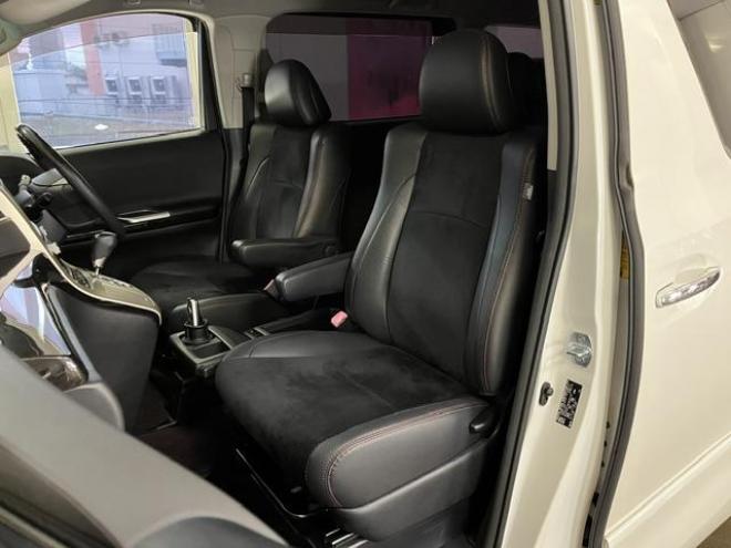 ヴェルファイア２．４Ｚ　ゴールデンアイズⅡ　本州仕入　ワンオーナー　禁煙車　純正リアフリップダウンモニター　純正１８インチＡＷ　社外１６ＡＷ＋スタッドレスタイヤ付　両側パワースライドドア　パワーバックドア　純正ブラックハーフレザーシート　ＥＴＣ 4WD 2400 5Dr