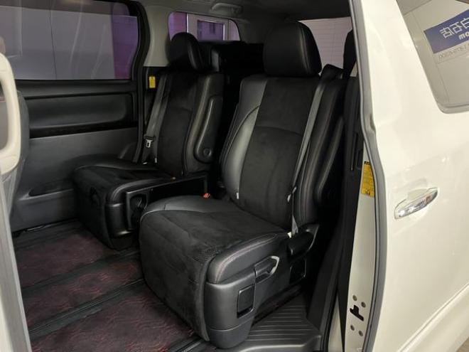 ヴェルファイア２．４Ｚ　ゴールデンアイズⅡ　本州仕入　ワンオーナー　禁煙車　純正リアフリップダウンモニター　純正１８インチＡＷ　社外１６ＡＷ＋スタッドレスタイヤ付　両側パワースライドドア　パワーバックドア　純正ブラックハーフレザーシート　ＥＴＣ 4WD 2400 5Dr