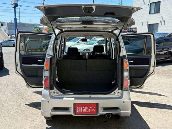 ワゴンRRR-DI 4WD　ターボ　アルミホイール　パワステ　パワーウィンドウ　シートヒーター　キーレスエントリー　ABS　エアコン　フルフラットシート 660
