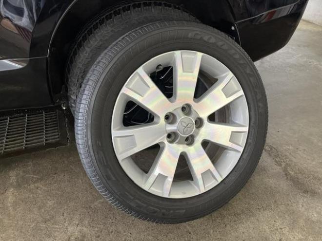 デリカＤ：５　Ｇパワーパッケージ　本州仕入　禁煙車　寒冷地仕様　ＭＫＷ１６ＡＷ＋ヨコハマホワイトレター　新品ＪＡＯＳブラックマッドガード　純正１８ＡＷ＋スタッドレスタイヤ付　アルパインリアフリップダウンモニター　ドライブレコーダー 4WD 2400 5Dr
